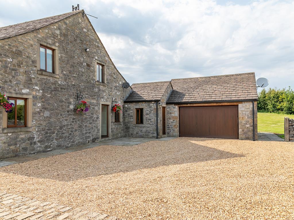 4 bedroom barn conversion For Sale in Skipton - stockbridge_Laithe-49.jpg